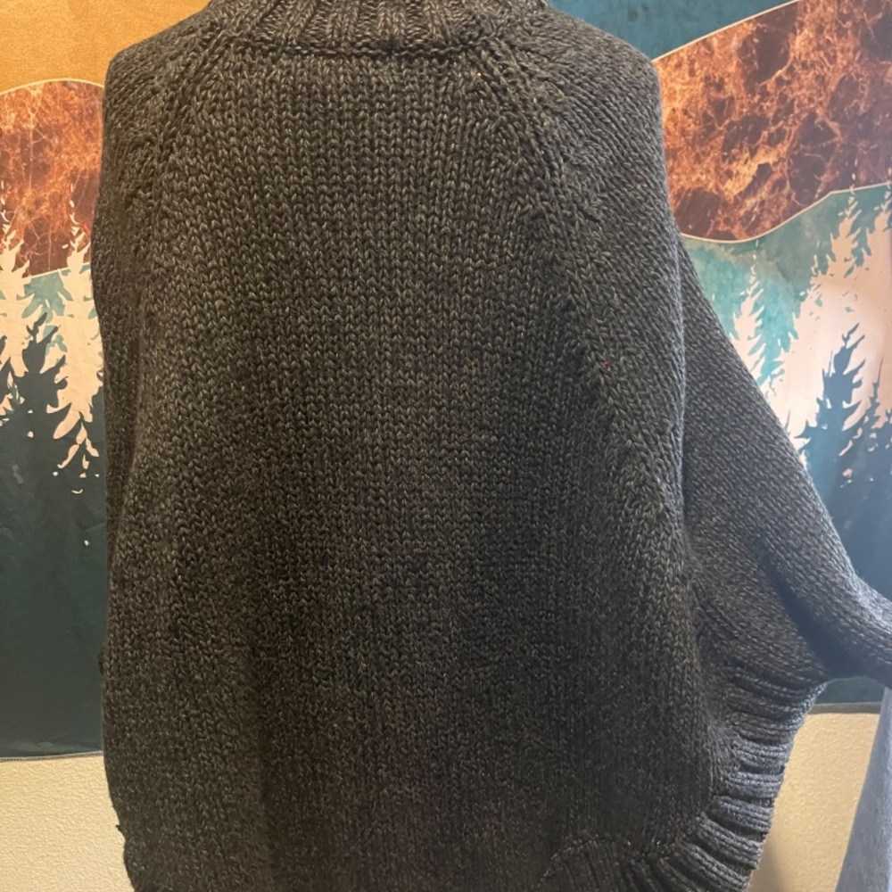 Sweater Shall Style - Picture 3 of 5